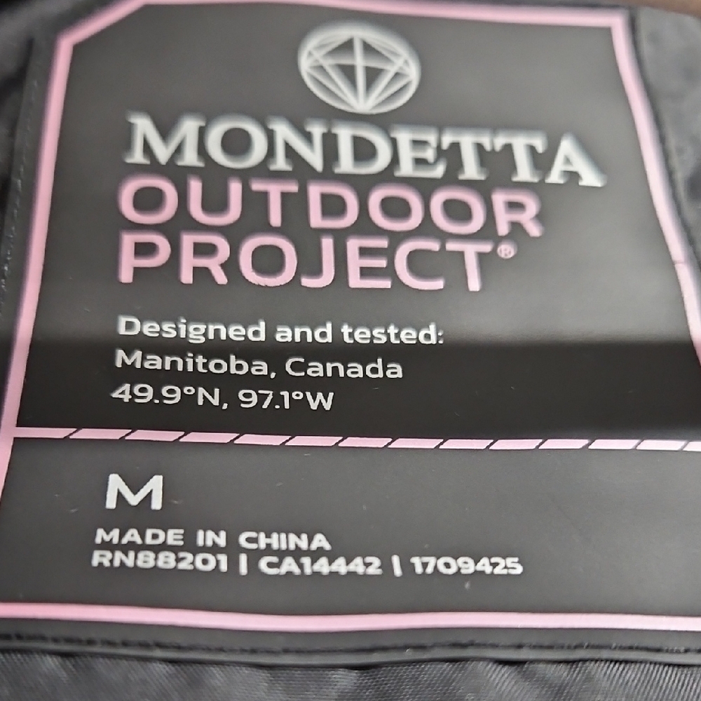 Mondetta Black Puffer Coat - Picture 2 of 4